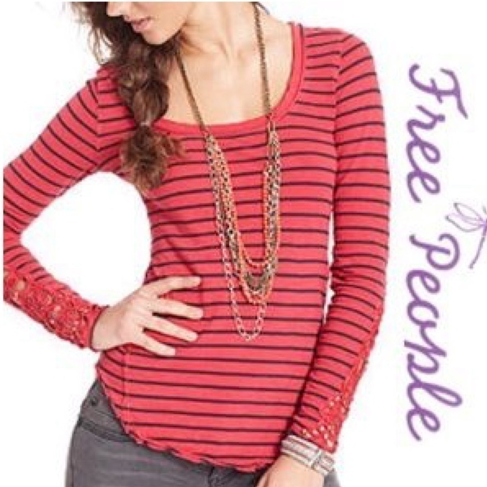 Free People Hard Candy Cuff T mauve/navy size M
